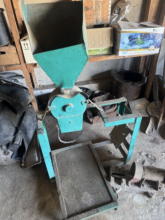 Продам корпус для дробилки без мотора