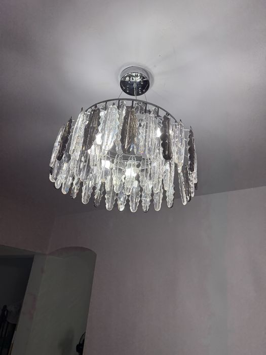 lustra tip candelabru modern