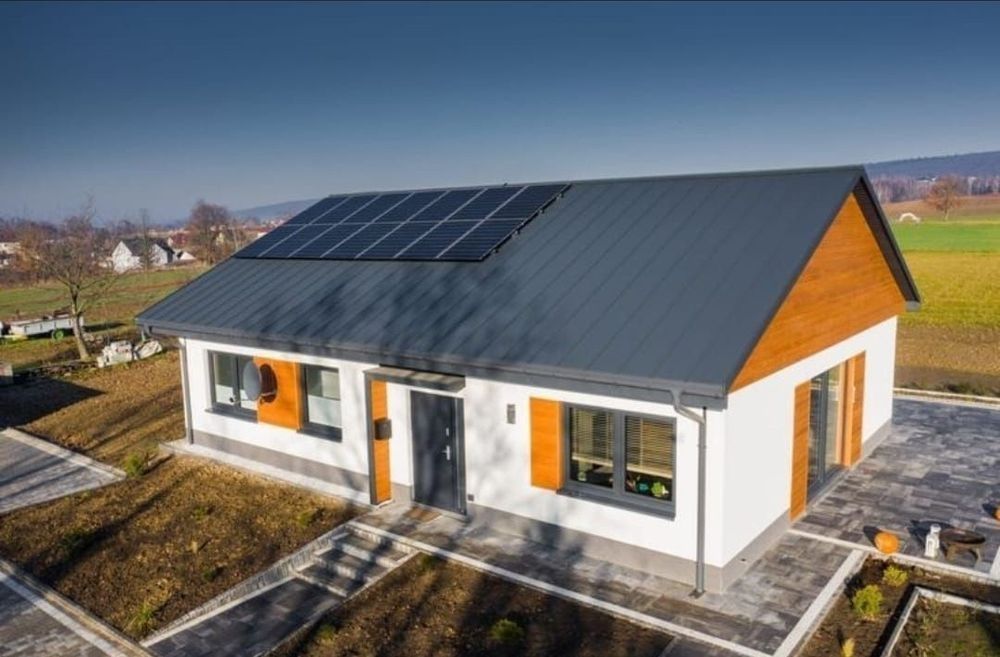 Executam case din panouri Sandwich