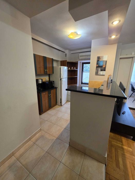 Ultracentral 2 camere decomandate 65 mp