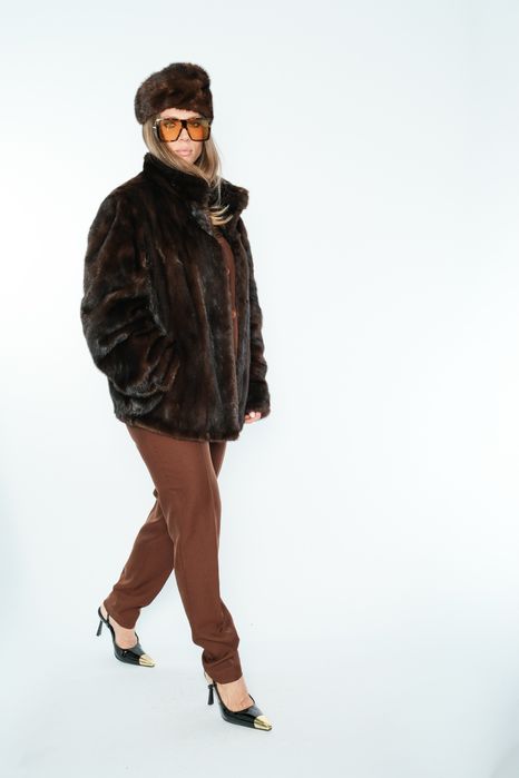 Haina din blana naturala de vizon