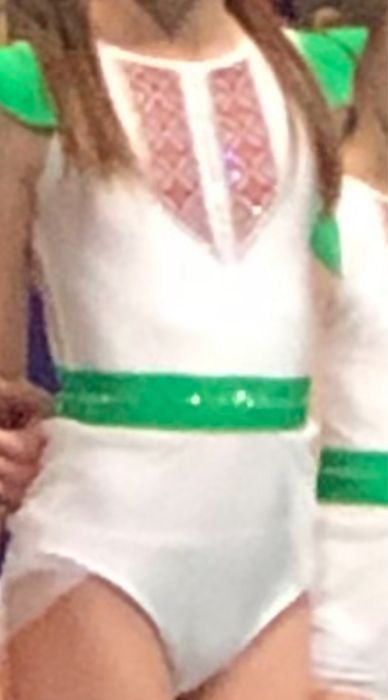 Трико за худежествена гимнастика.