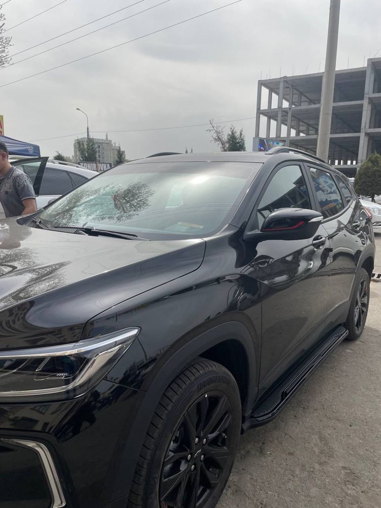 Tracker 2 parog sifatli ustanovka ham mavjud alohida