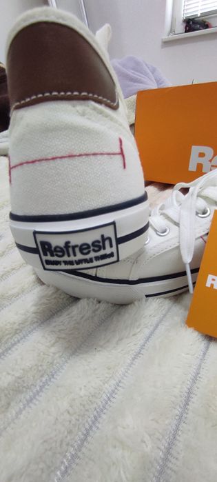 Чисто нови мъжки кецове 44 номер, стелка 28, 5 см оригинални.