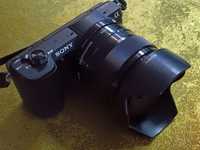 Aparat foto Sony a5100 cu obiectiv 35mm f1,8