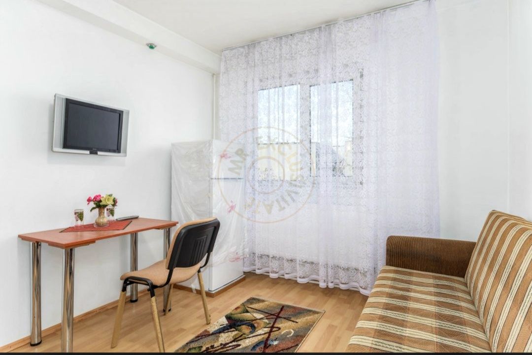 Proprietar vând apartament cu 2 camere la preț de garsoniera