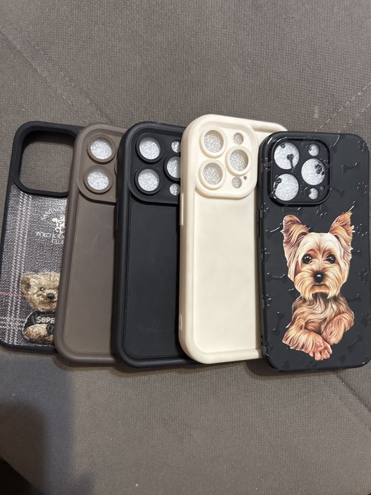 Отдам бесплатно чехлы на айфон 14 про