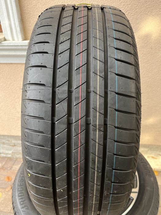 Jante NOI 579 originale BMW X1 F48 X2 F49 + Anvelope NOI 215 50 18