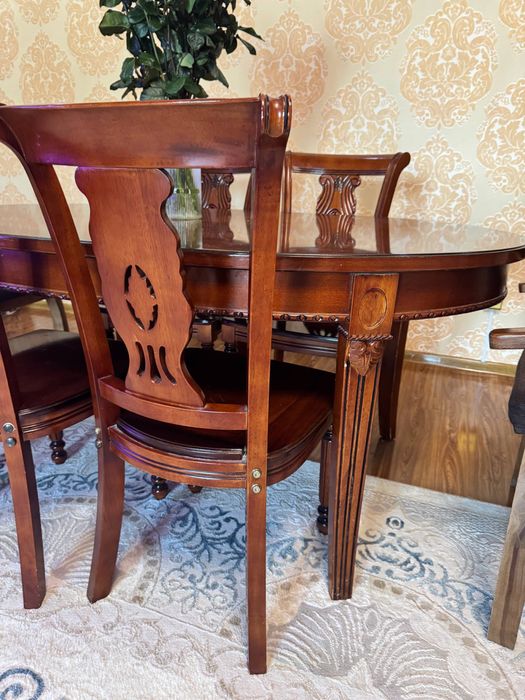 Стол обеденный из настоящего дуба