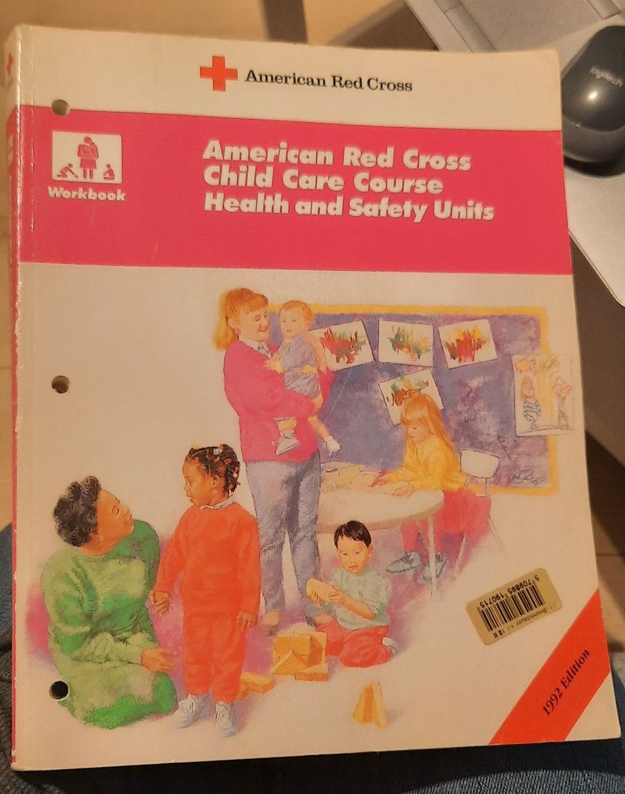 Carte American Red Cross Child Care Course workbook