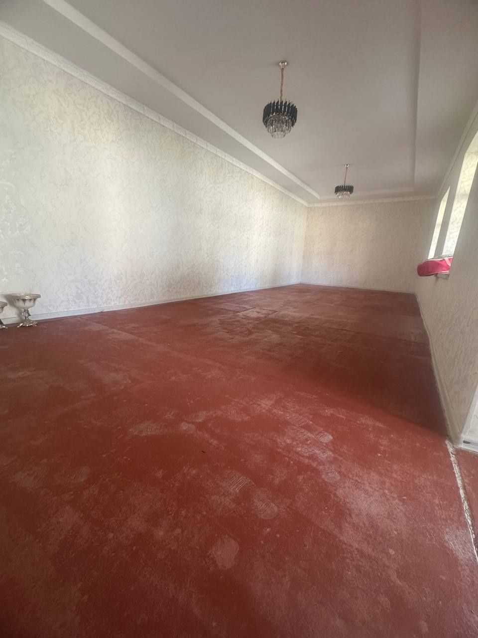 Yevro remont uchaska ,yashashga tayyor,hujjatlarida muammo yug