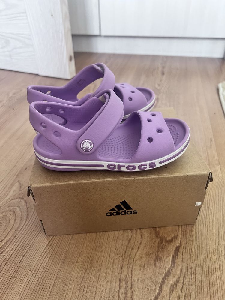 Детски сандали Crocs C9 и С10