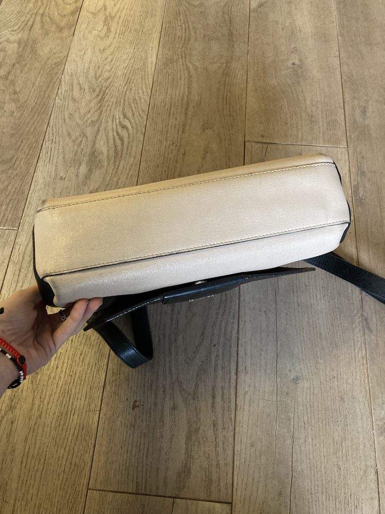 Коженa чантa Furla