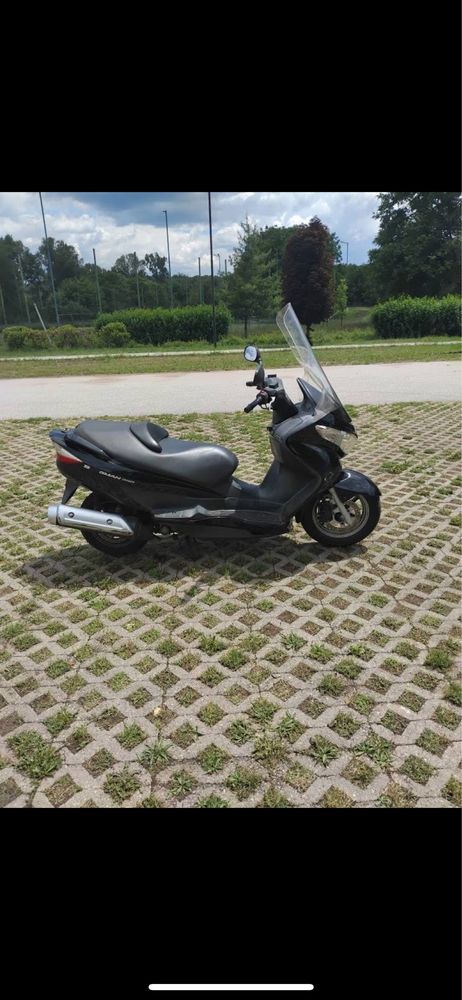 Suzuki Burgman 200i