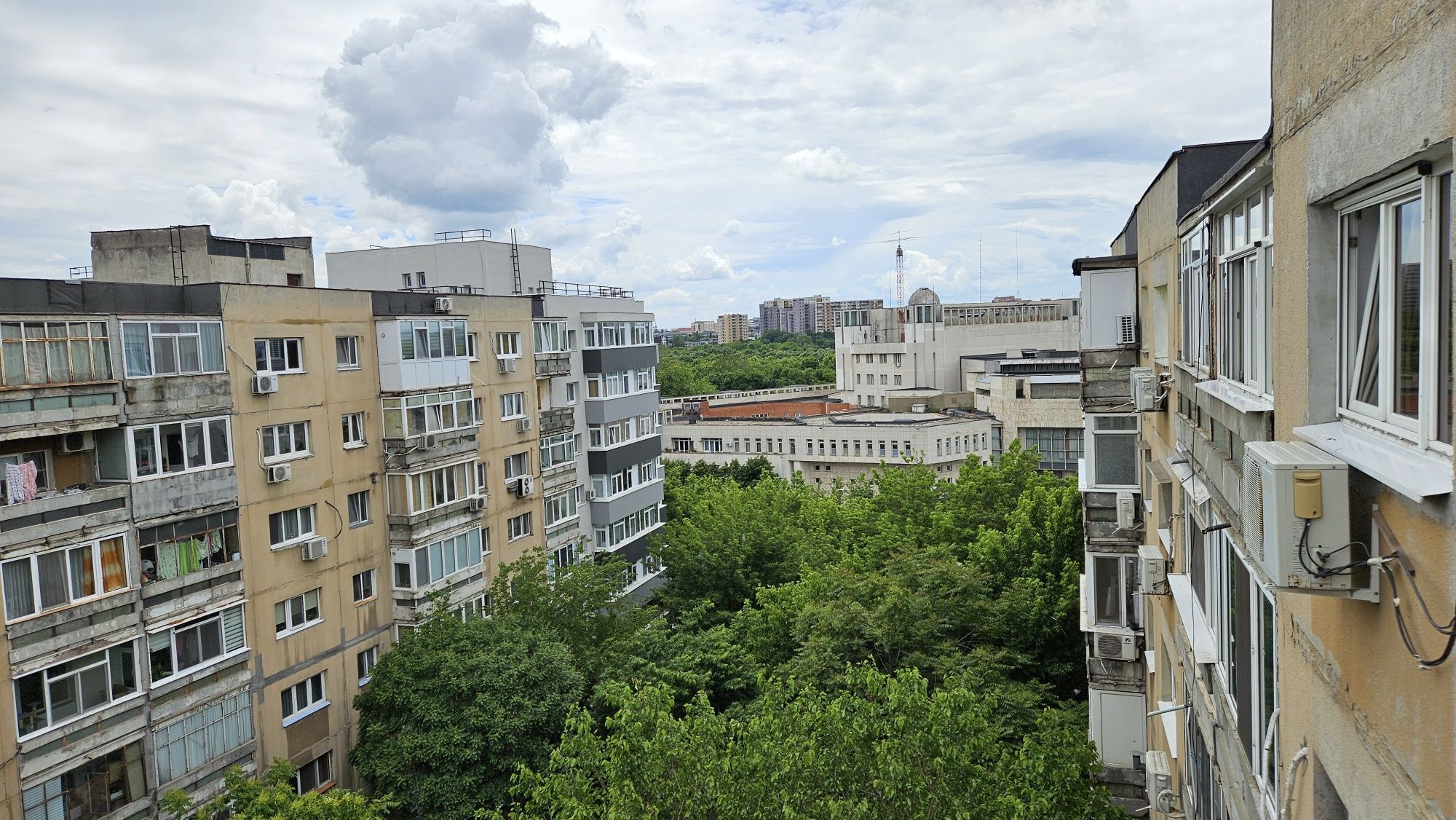 Proprietar garsoniera Tineretului Baladei 33 mp, balcon
