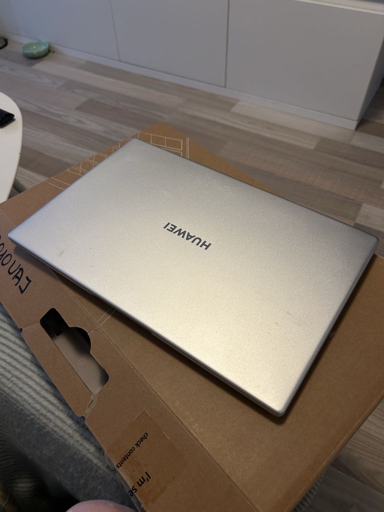 Laptop Huawei MateBook D15