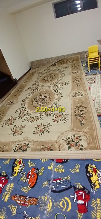 Ковёр б/у разные размеры, состояние хорошее, требует чистки