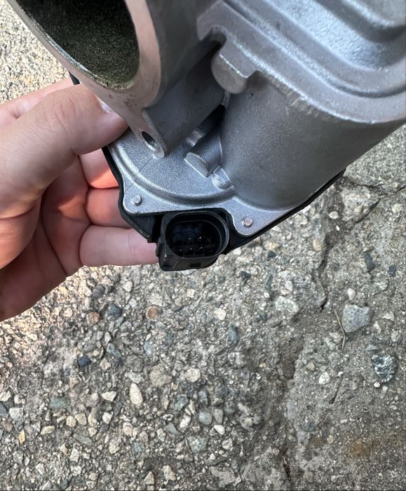 EGR Audi A4 b7 cod motor BRD