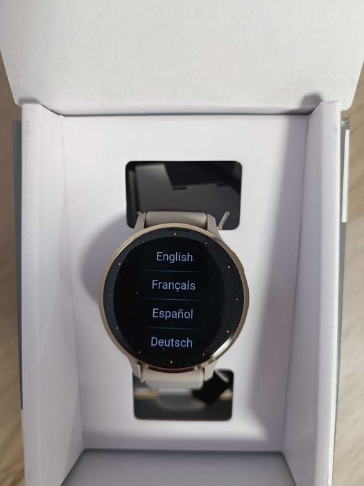 Нов смарт часовник Garmin - Venu 3S, 41 mm, 1.2'', Sage Grey/Silicone