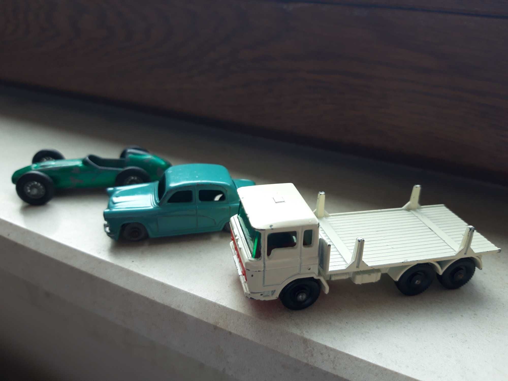 Matchbox Peugeot varios
