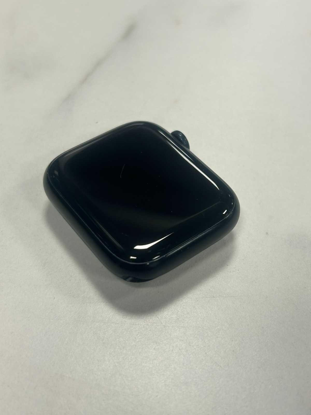 Apple Watch Nike Series 7 Midnight 45mm + Оригинална метална верижка