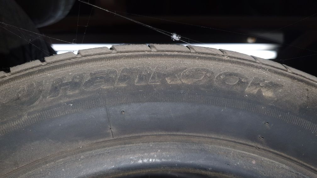 Set anvelope Hankook 195 50 R15 vara