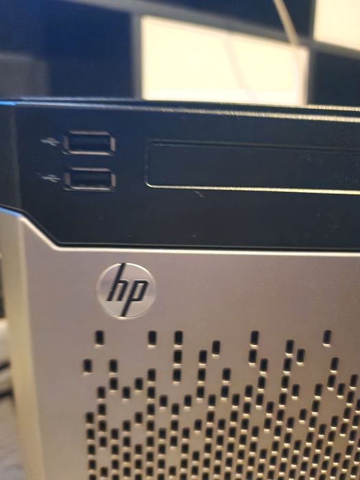 HP ProLiant MicroServer Gen8