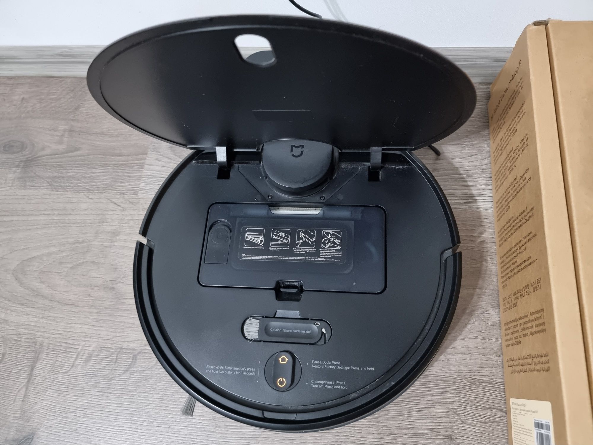 Aspirator robot Xiaomi Mi Robot Vacuum Mop Pro - FullBox