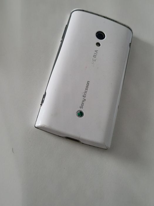 Telefon cu touchscreen Sony Xperia,  nu se conectează