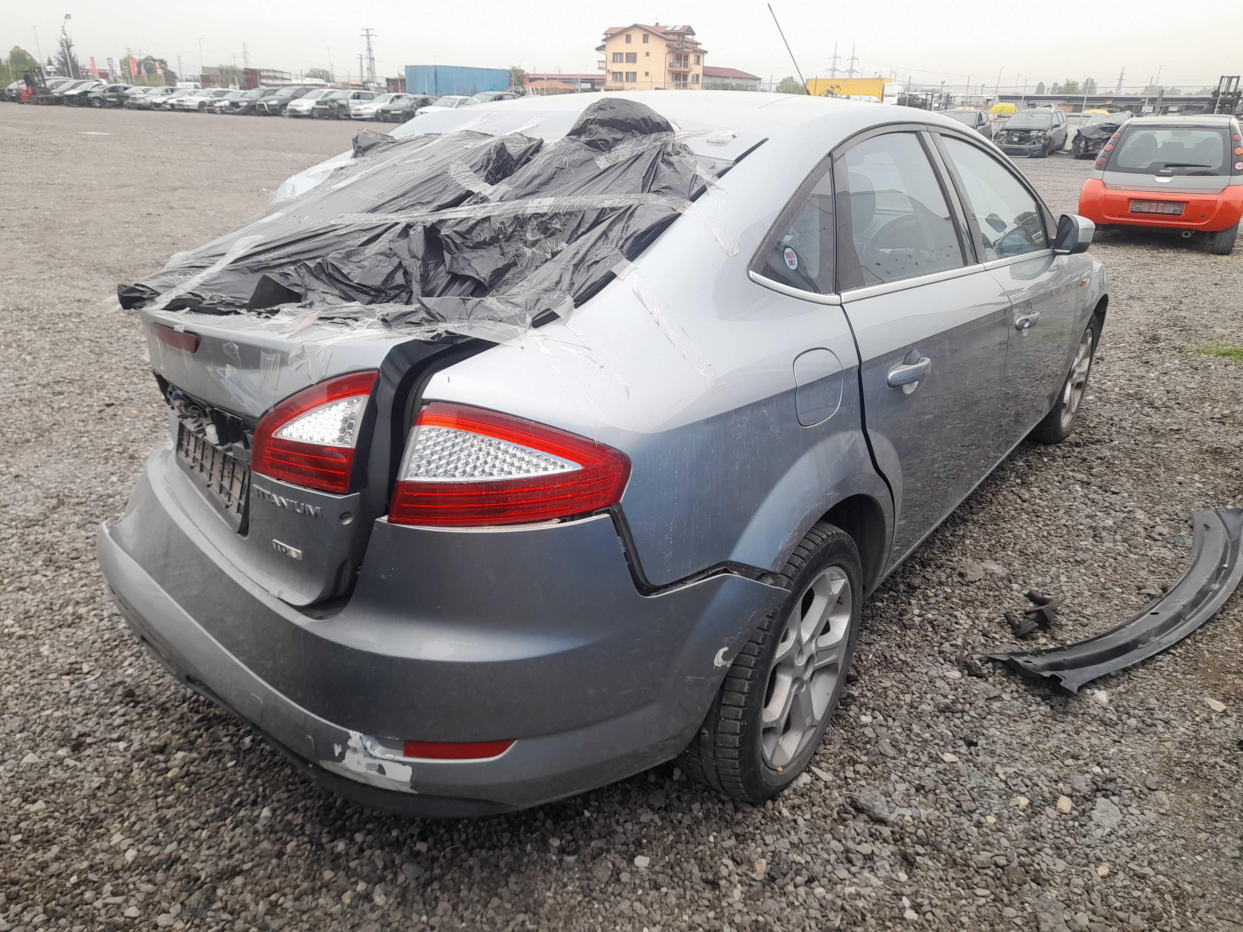 На части! Ford Mondeo 2.0TDCi TITANIU