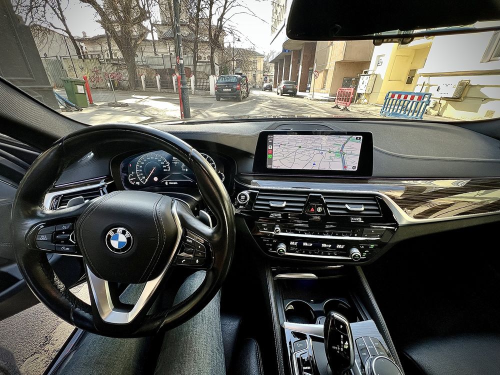 BMW320i luxury line