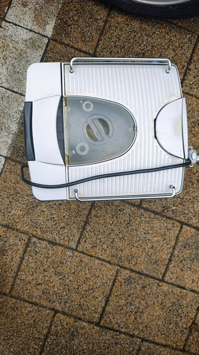 Vând expresor cafea Saeco.Urgent!!