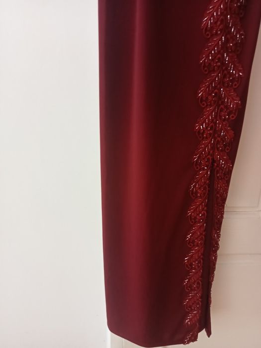 Елегантна, дълга рокля