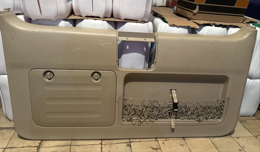 Обшивка двери багажника Prado-120