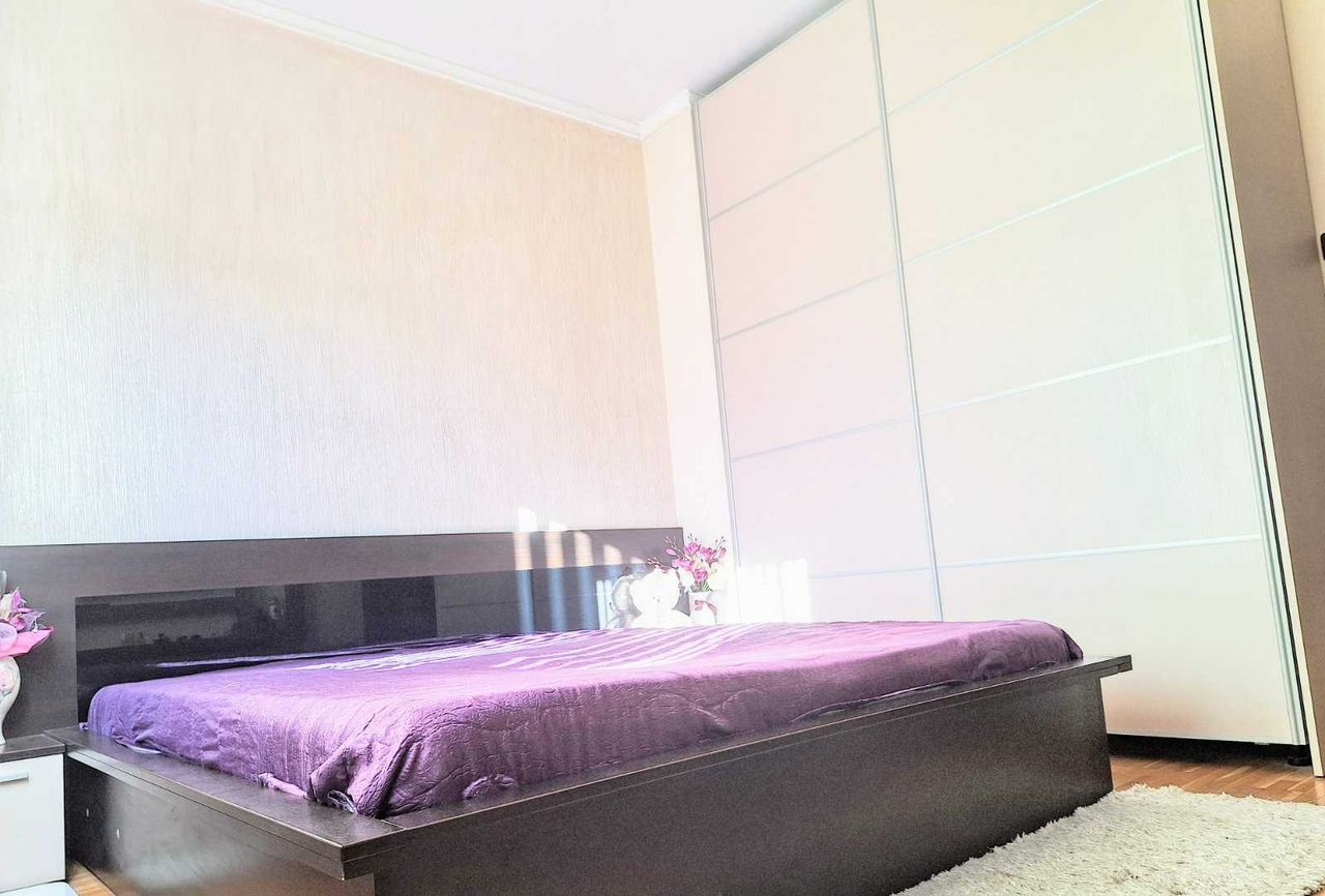 Продава се Тристаен апартамент в Пловдив, Гагарин - 102 кв.м за 1657 €/кв.м - Снимка #4
