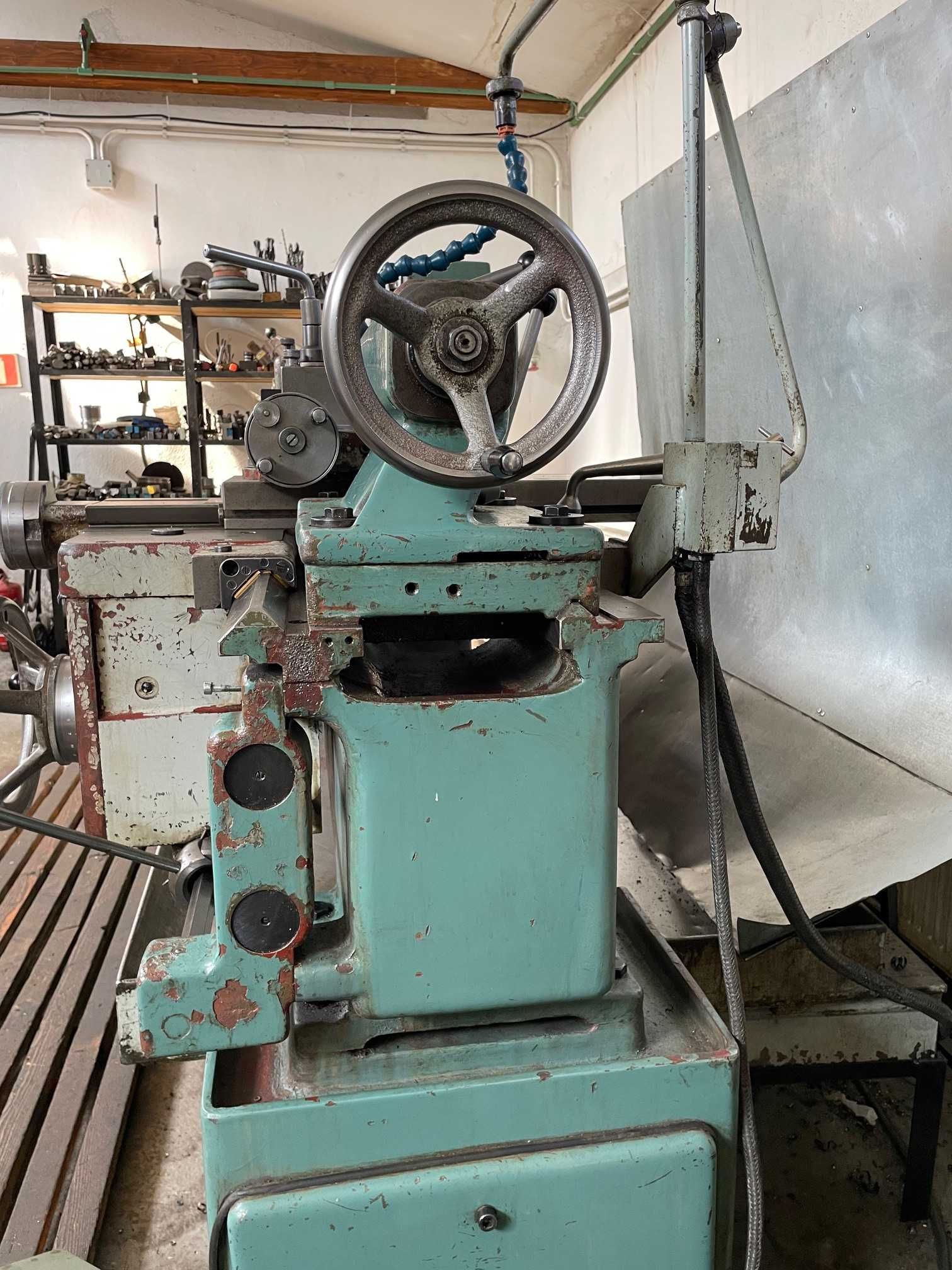 Strung orizontal TOS Trencin SN40B