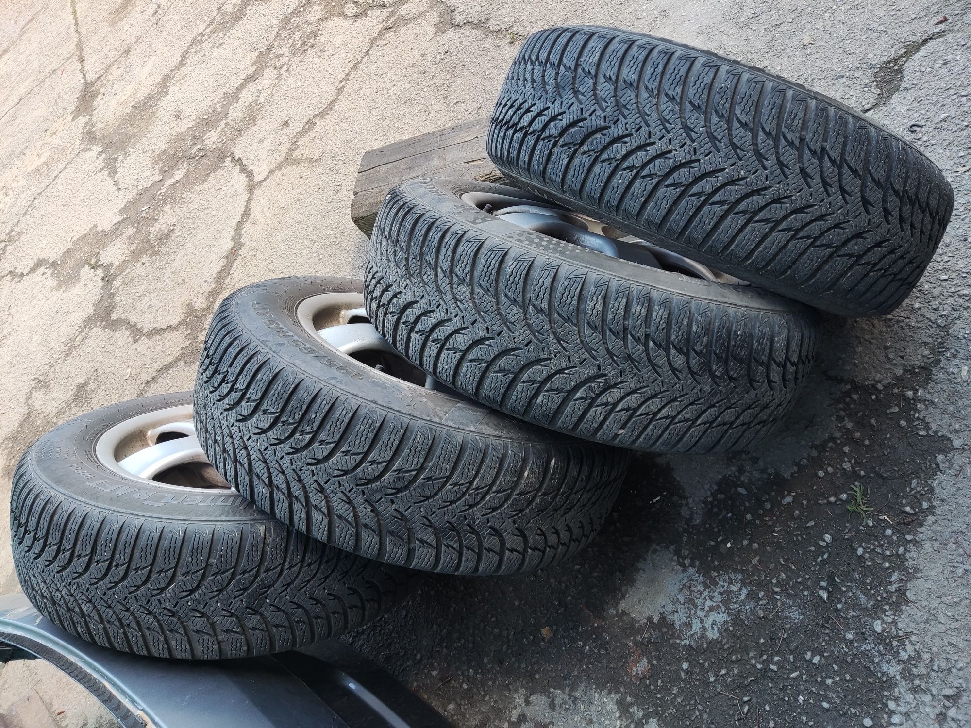 Джанти 15 5/112 с добри зимни гуми audi vw
