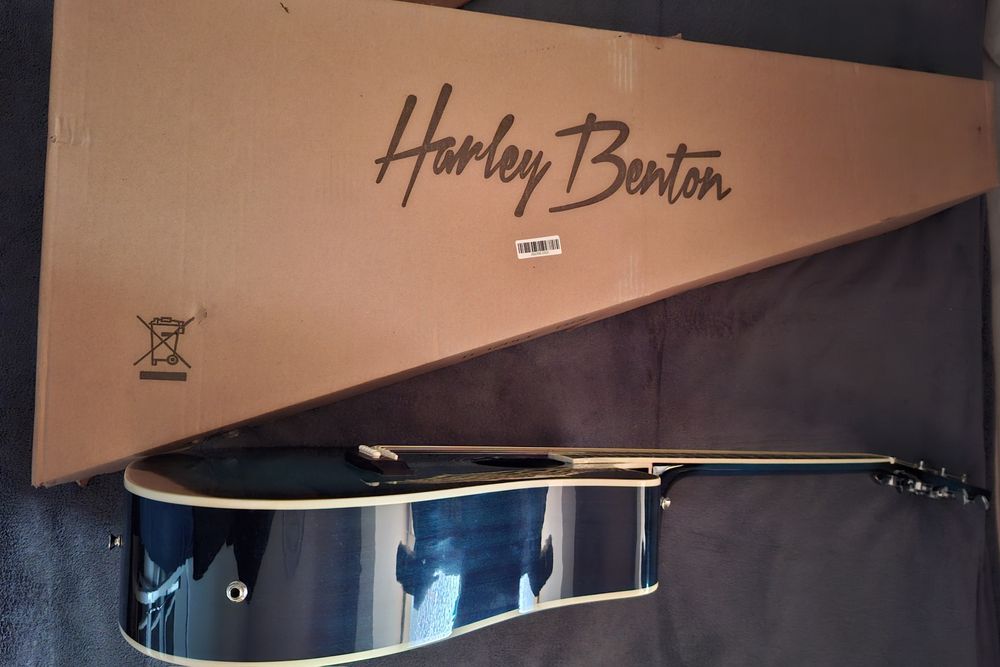 Електро акустична китара