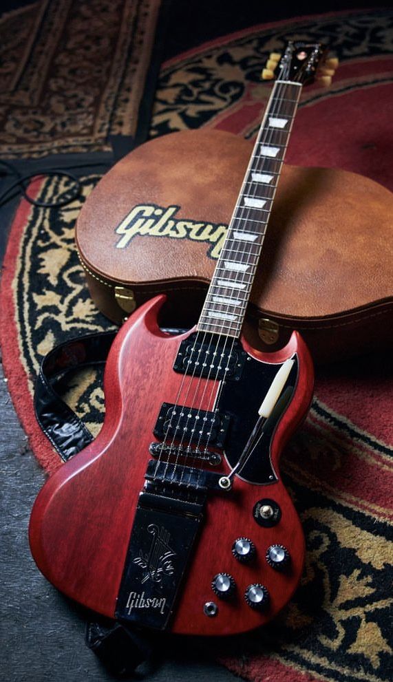 Gibson SG Vintage ‘61 Vibrola Faded
