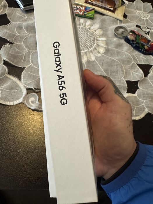 Samsung a56 телефон