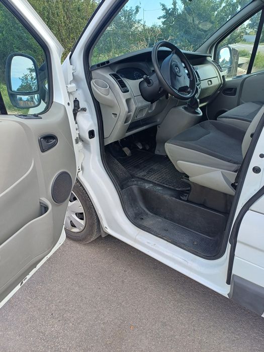 Opel vivaro 2009 motor 2000 disel