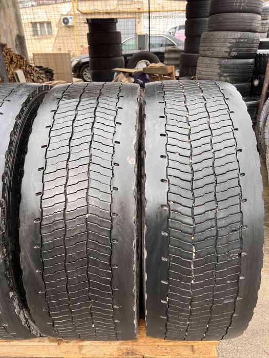 4 anvelope camion tractiune , 315/70/22.5 , Michelin X Multi !