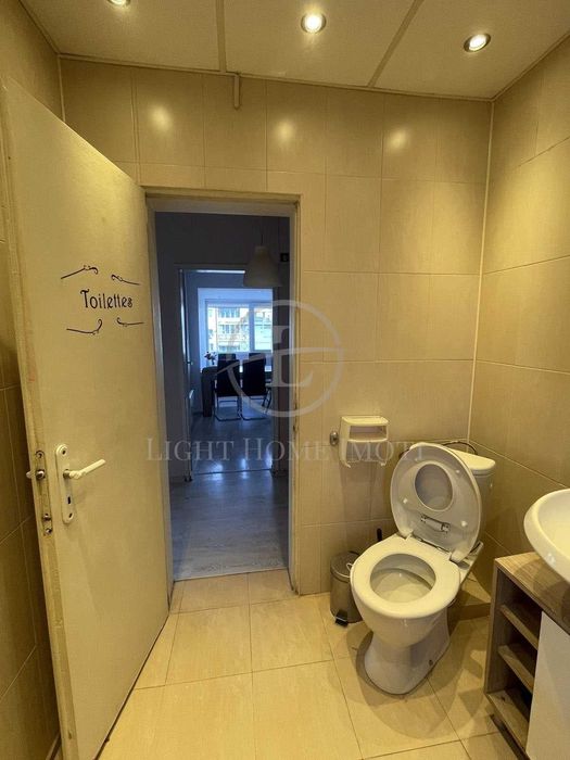 Продава се Четиристаен апартамент в Пловдив, Център - 114 кв.м за 1969 €/кв.м - Снимка #11