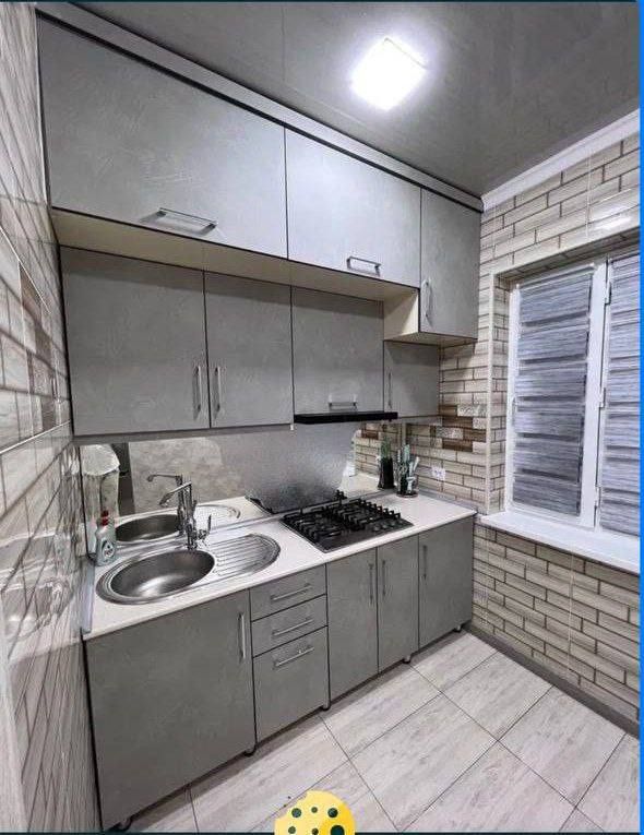 Срочно  Себзорда уй сотилади 1 хона 2 килинган 1 комнатная 55000 у е