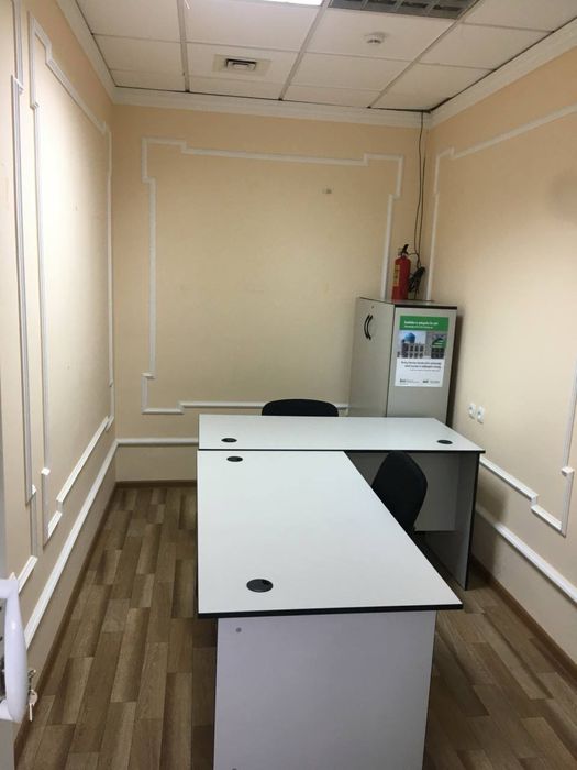 Аренда под офис 16м2 с мебелью! 3 минут от метро Космонавтов 250$