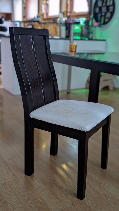 Стъклена трапезна маса с 6 стола