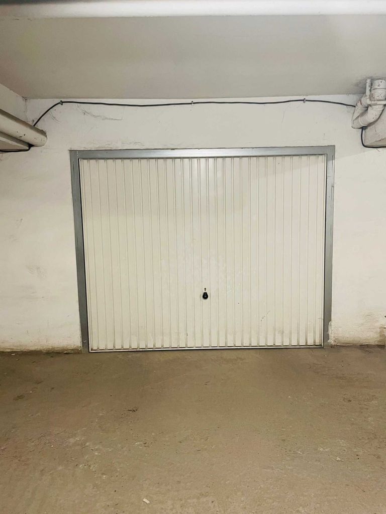 Продава се Двустаен апартамент в Пловдив, Кючук Париж - 75 кв.м за 1854 €/кв.м - Снимка #8