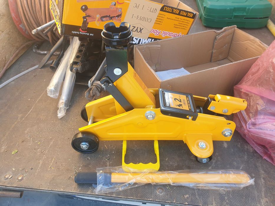 Cric hidraulic 2T-auto