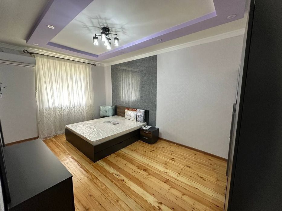 Yakkasaroy Toshkent metrosi yaqinida sherglikka kvartira