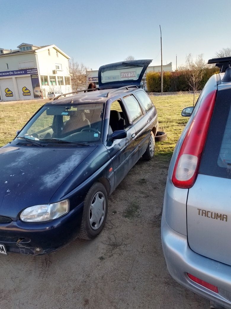 Ford Escort 1.6 на части